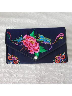 Embroidered Clutch Purse 11x6.5 Flowers Vintage Navy Blue Envelope Silky Fabric